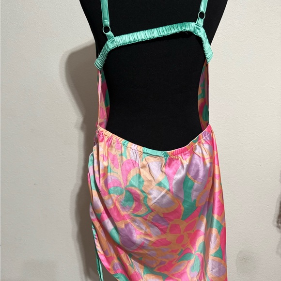 ASOS DESIGN Fuller bust ruched slip mini beach dress in kaleidoscope print - Picture 5 of 6